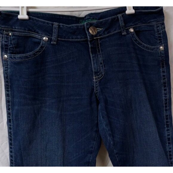 WRANGLER Sadie Womens 15 X 34 Mid Rise Thick Stitch Med Wash Bootcut Jeans W40 - Picture 2 of 8